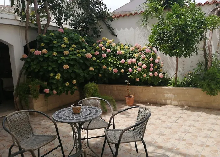Studio Apartments Kuljis